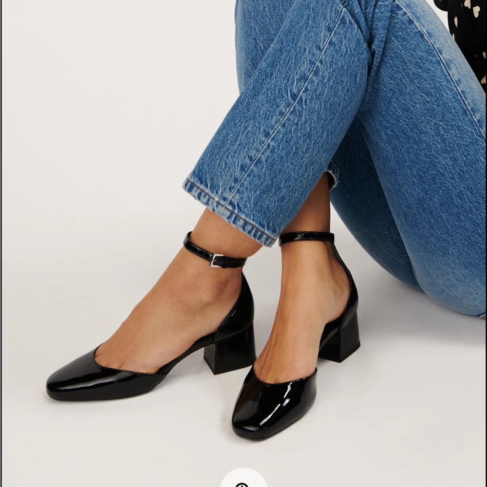 Reformation Mallori block heel NWOT